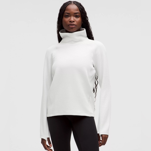 lululemon athletica Sweaters - Lululemon Waffle-Knit funnel neck long sleeve workout Sweater vapour thermal